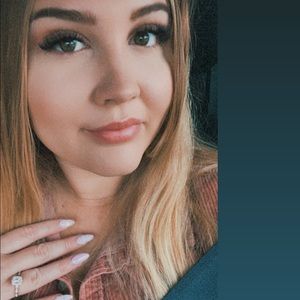 Meet your Posher, Paige